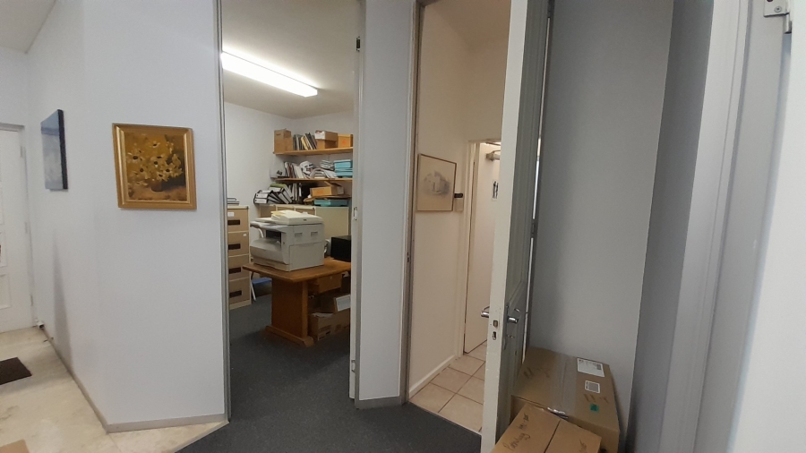 To Let Commercial Property for Rent in Claremont Upper Western Cape